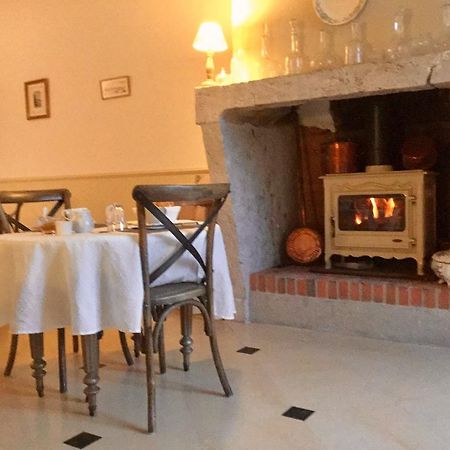 Le Clos Du Cerf Hotell Cellettes  Exteriör bild