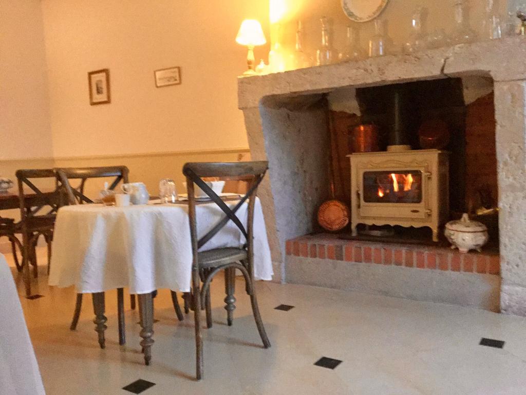 Le Clos Du Cerf Hotell Cellettes  Exteriör bild